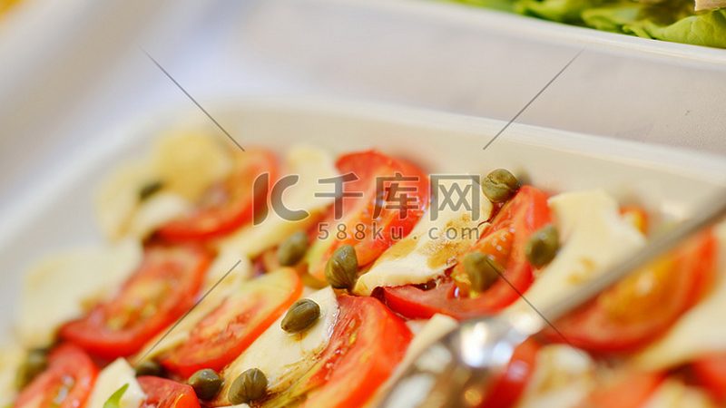 零食定制贴牌与OEM：揭秘两者间的本质区别