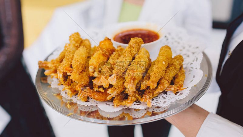 食品代加工与OEM：揭秘背后的区别与联系